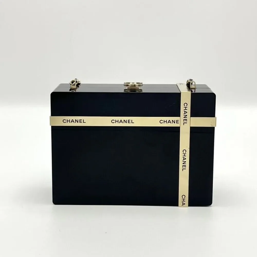 CHANEL brand color